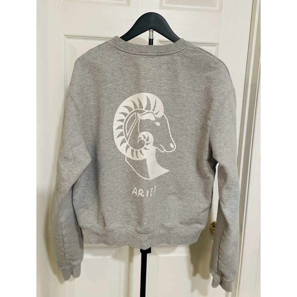 Good American Sweatshirt Women’s Sz 2 M Zodiac Aries Gray Crew Neck Cropped - Picture 2 of 9